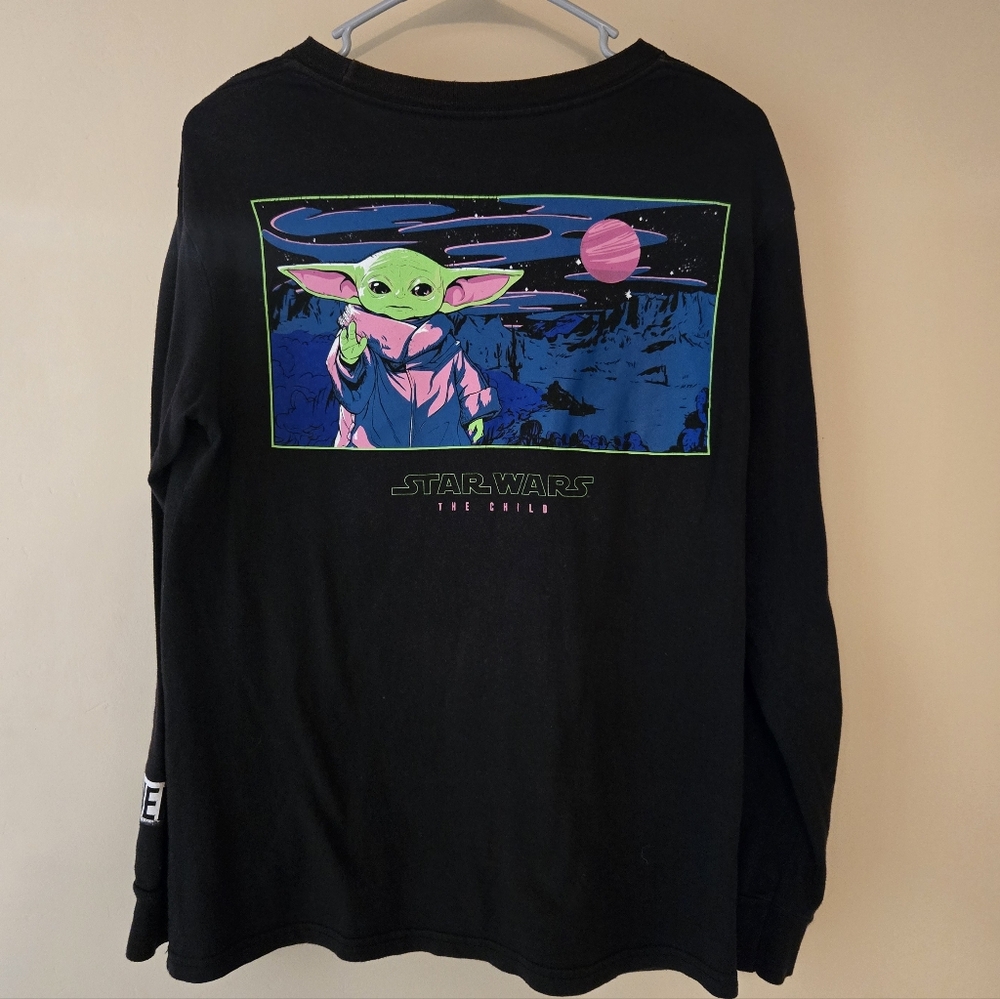 Neff Star Wars Mens small Black Long Sleeve The Child Tee Shirt Grogu